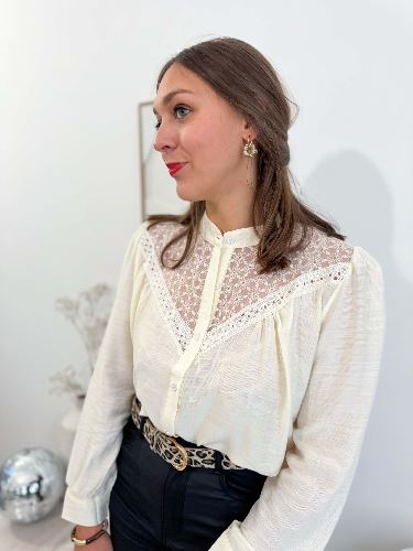 Chemise fluide écru dentelle