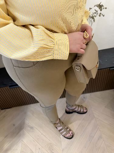 Chemise ligne jaune pastel