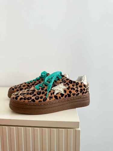 Basket leopard