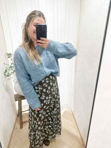 Jupe marron fleurs bleues