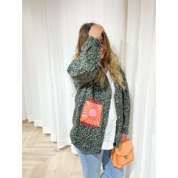 VESTE OVERSIZE TENDANCE LEOPARD KAKI AVEC CARRE LE SOLEIL ROSE ET ORANGE