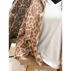 Veste en jean oversize tendance leopard automne hiver 2024