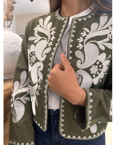 veste kaki brodée