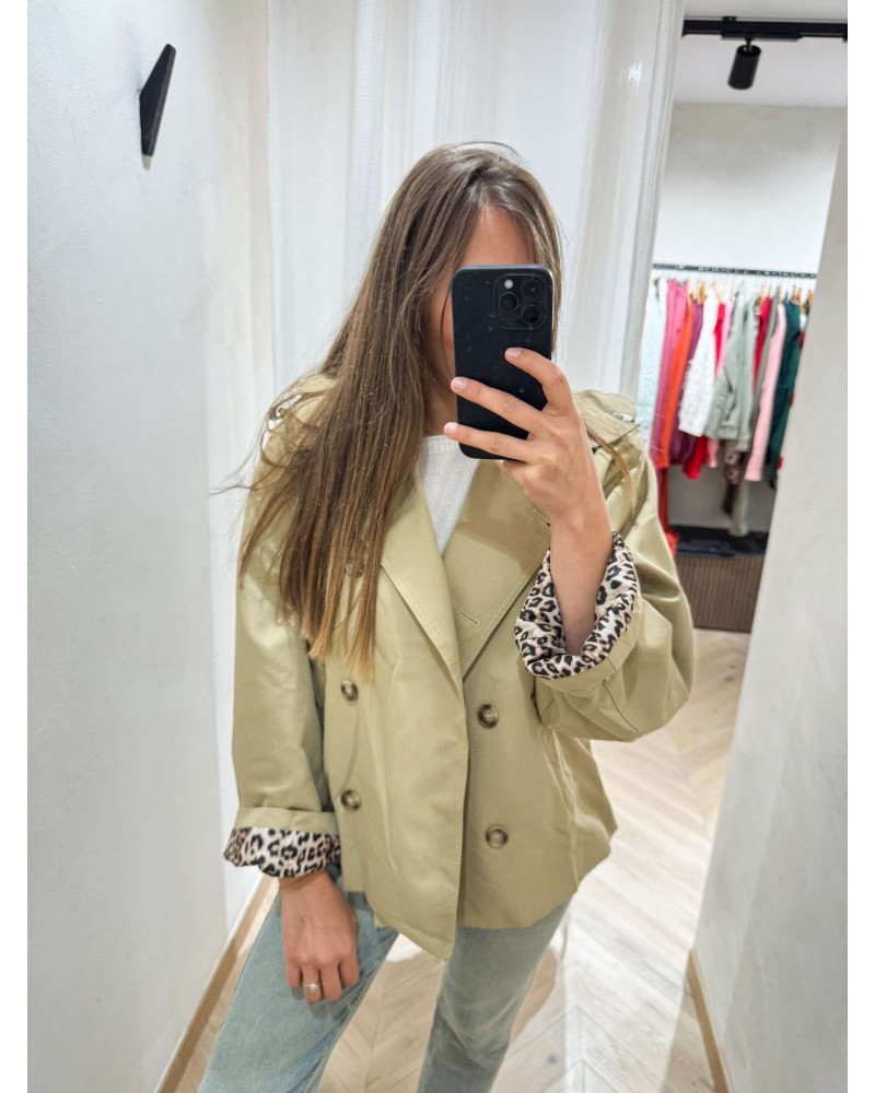 trench beige leopard