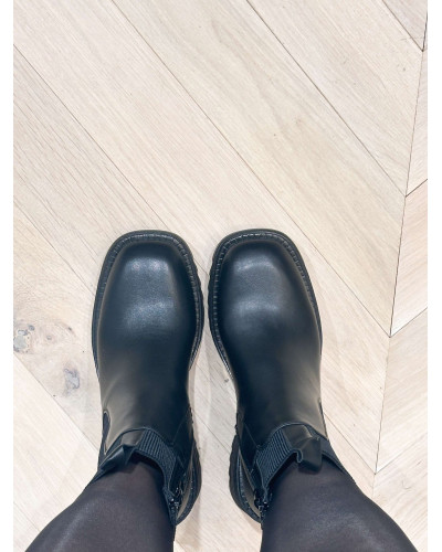 BOOTS NOIR