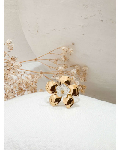 BAGUE FLEUR DOREE ET BLANC