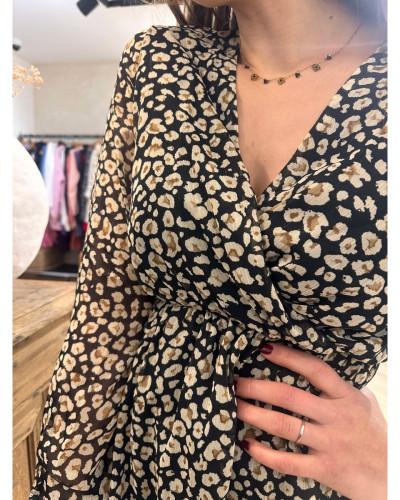 Robe leopard dorée