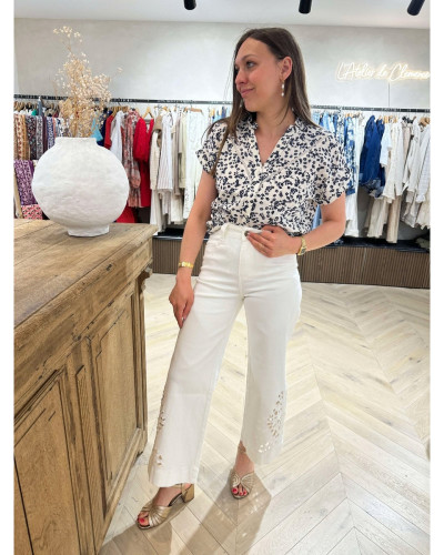 Pantalon écru ajouré 7/8