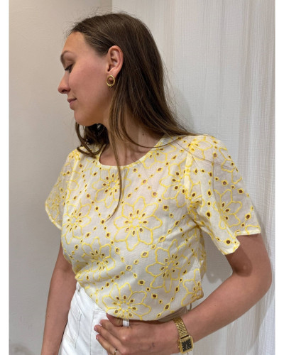 Haut broderie jaune