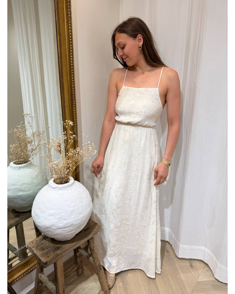 robe longue brodée