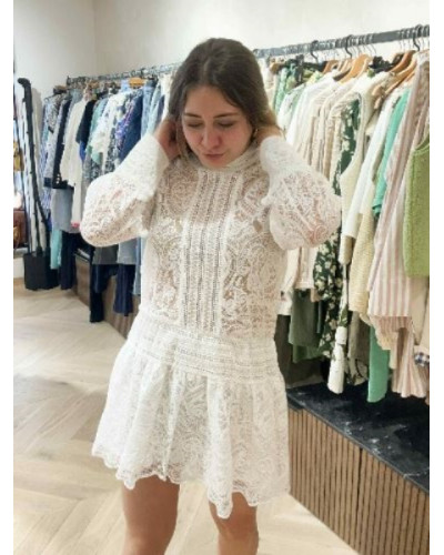 Robe dentelle