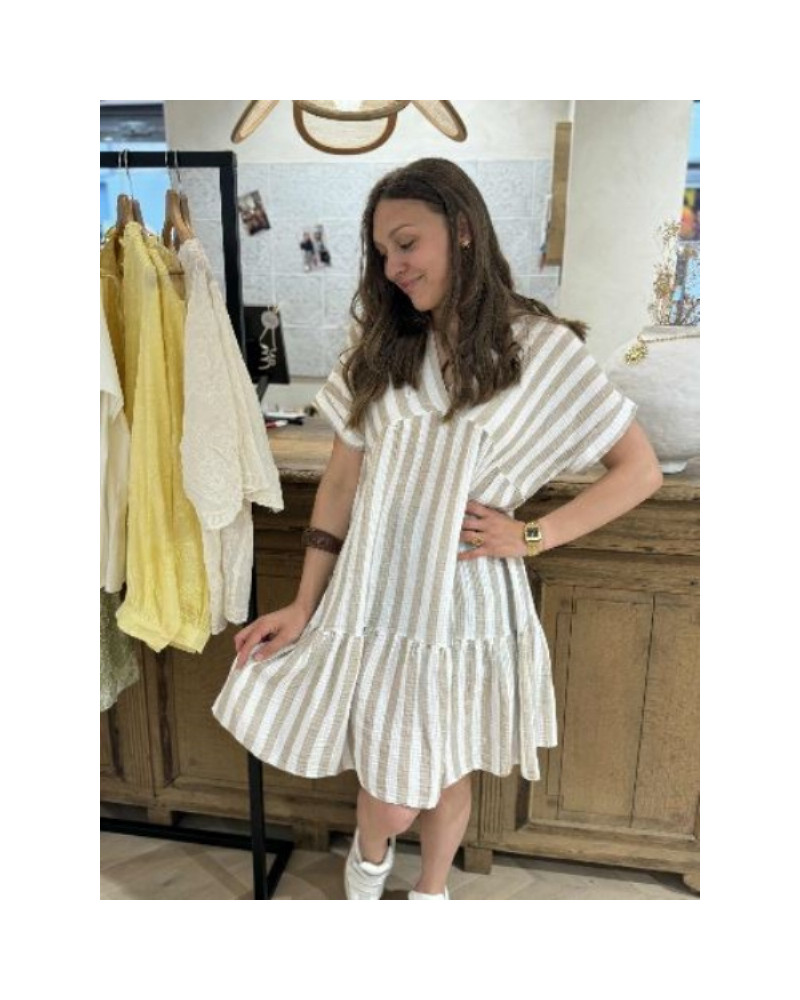 Robe beige rayures