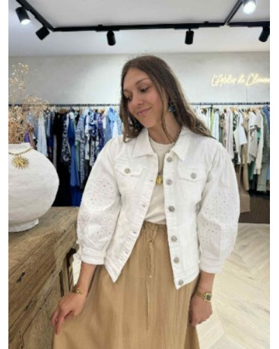 Veste blanche manches 3/4