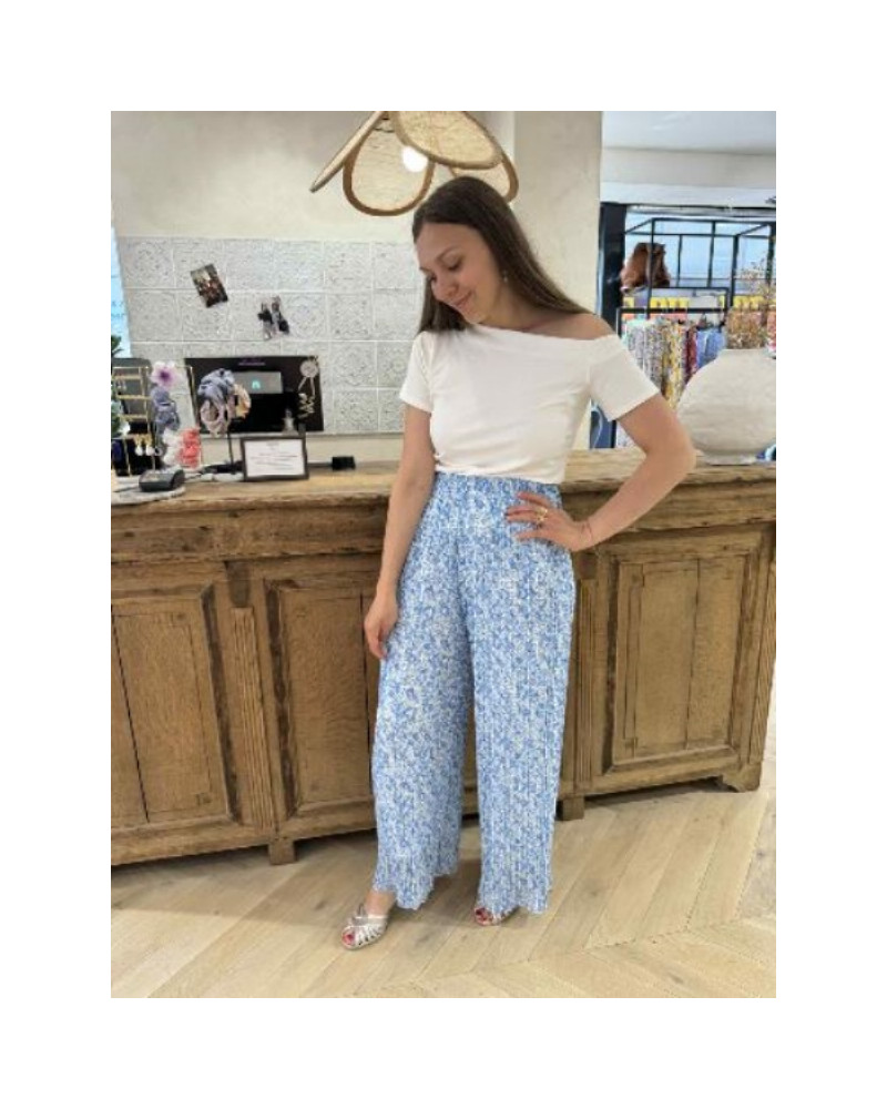 pantalon bleu ciel