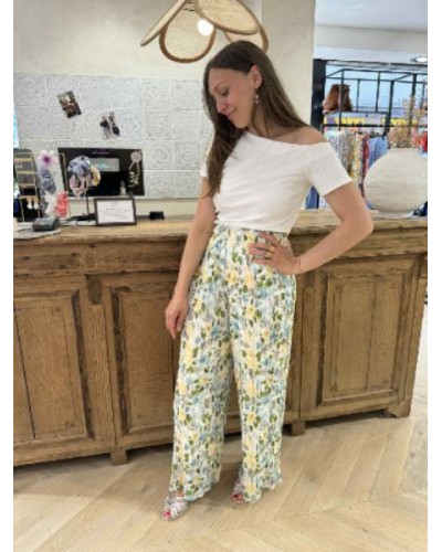 pantalon jaune et vert
