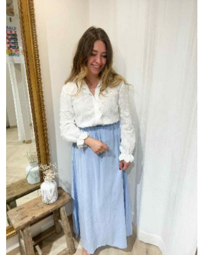 Chemise blanche à broderies