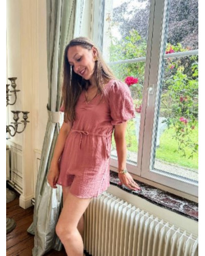 Combinaison short gaze de coton vieux rose