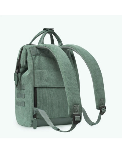 Adventurer M Niagara