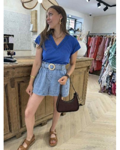 T-shirt bleu electrique