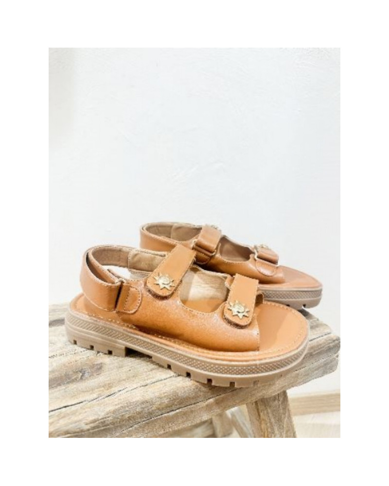 Sandale marron soleil