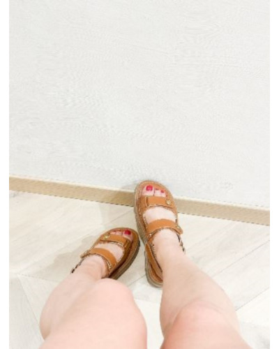 Sandale marron soleil