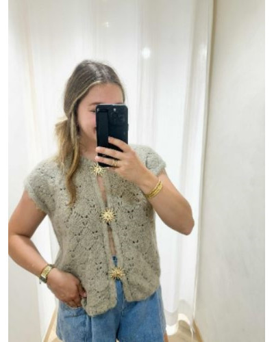 Pull boutons soleil gris clair