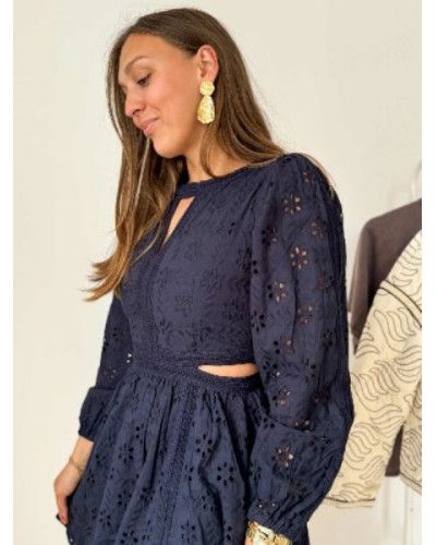 robe bleu marine broderie anglaise