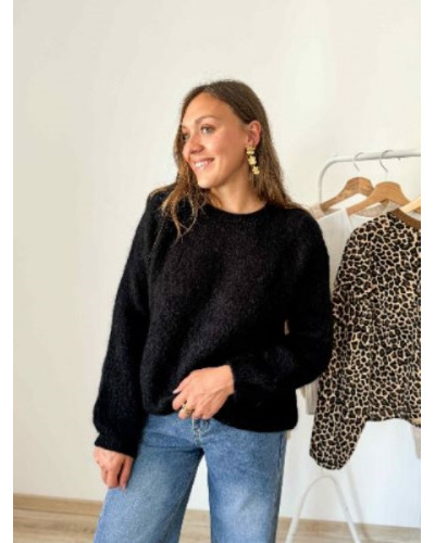 Pull col rond noir