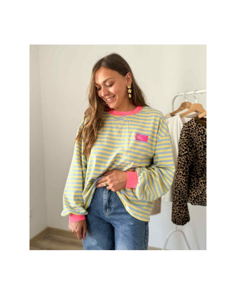 Pull rayures bleu et jaune