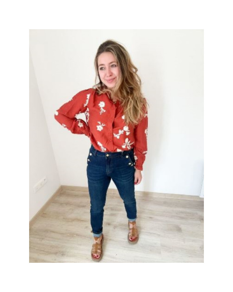 Jean mom à boutons