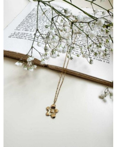 Collier pendentif fleurs