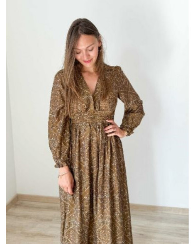 Robe longue marron imprimé fleurs noires blanches