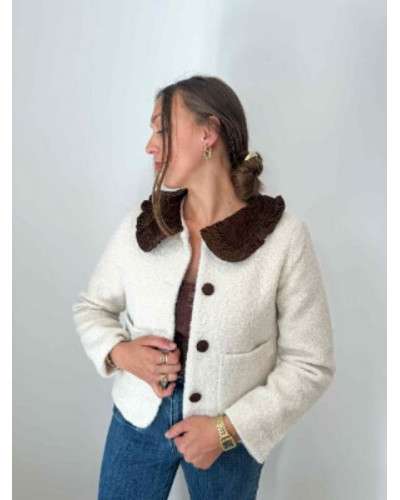 Veste bouclette écru col velour marron