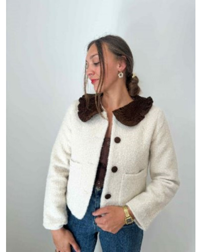 Veste bouclette écru col velour marron