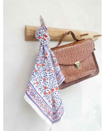 Foulard Love Klein 50 cm