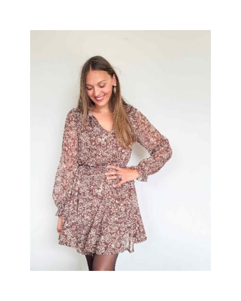 Robe Fluide Marron à Motifs – Chic & Tendance Automne