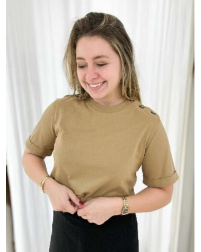 Top camel à boutons - Le classique par excellence pour l'automne !