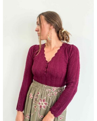 Pull fin bordeau
