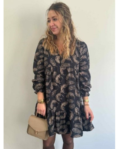 Robe noire feuillage fluide
