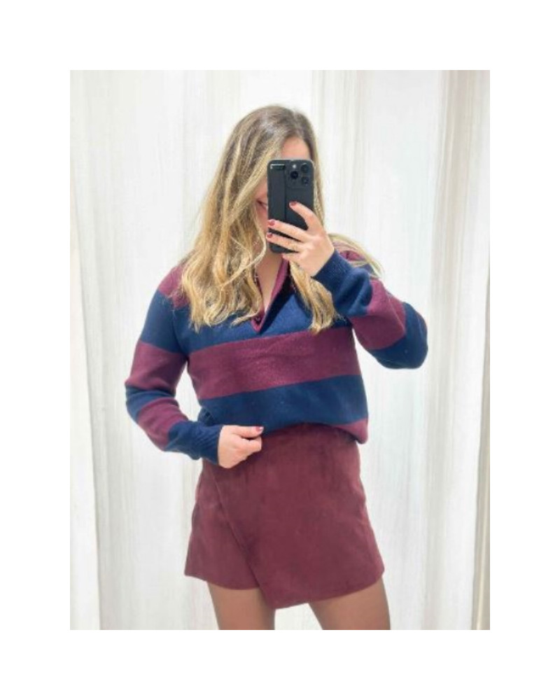 Jupe short bordeau suédine