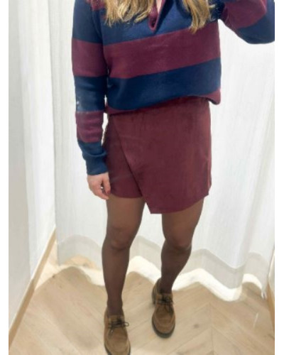 Jupe short bordeau suédine
