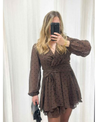 Robe marron pois