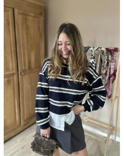 Pull Rayé Bleu Marine & Blanc avec Col Chemise – Chic et Casual