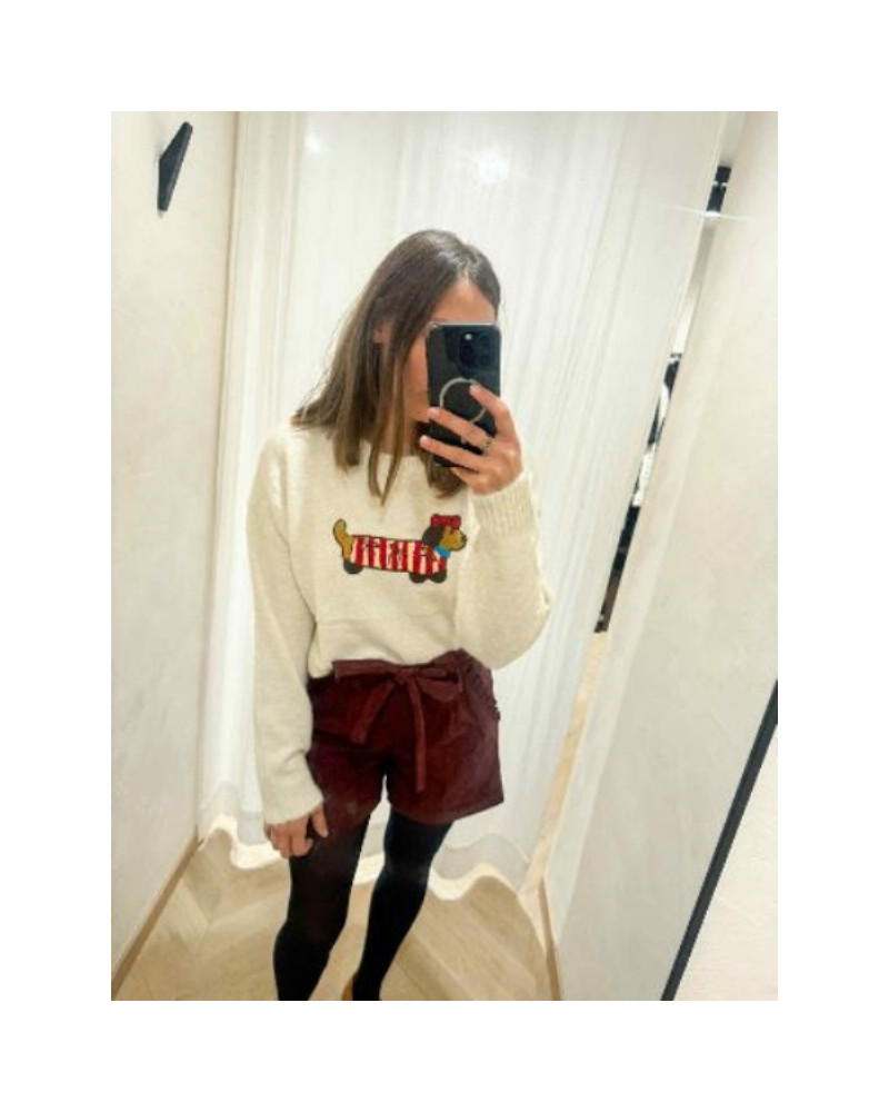 Pull beige teckel – Le charme décontracté et tendance de L’Atelier de Clémence