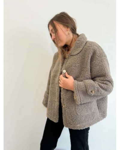 Manteau Bouclette Taupe | Élégance et Confort pour l'Hiver