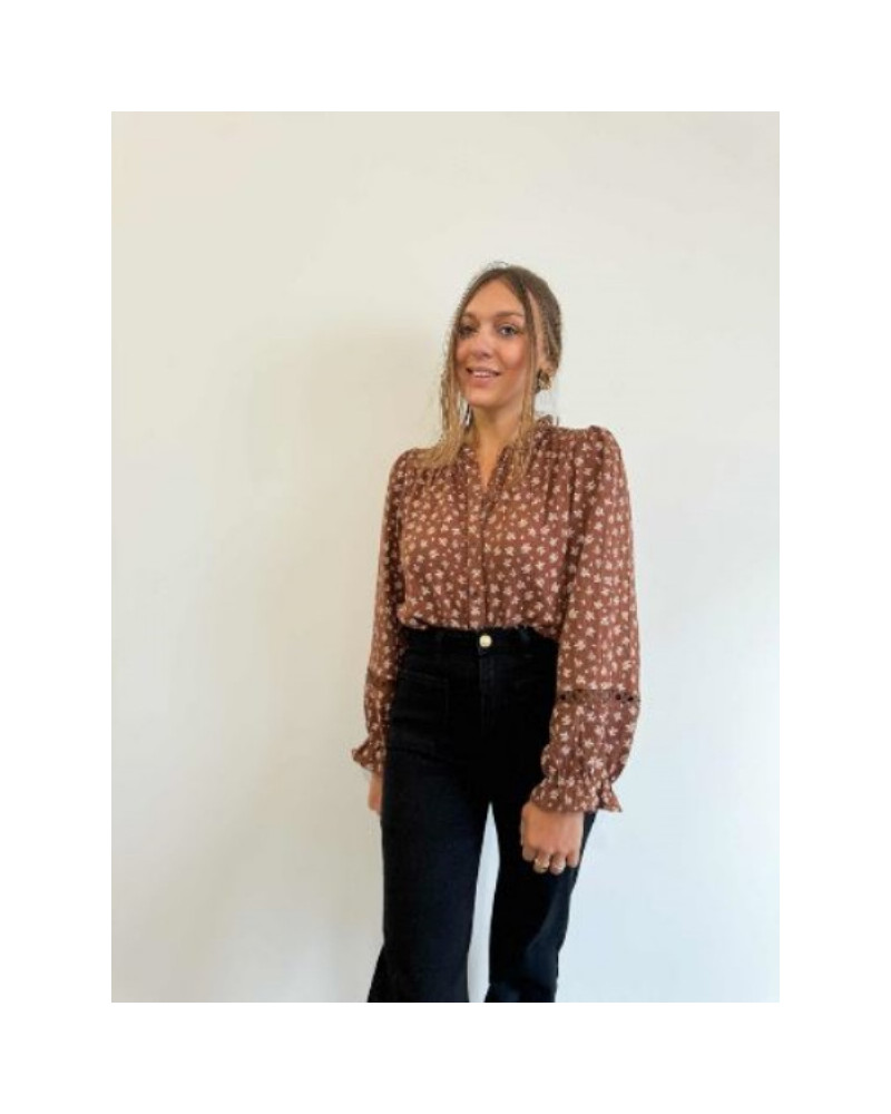 Blouse en gaze de coton marron à imprimé fleuri – Élégance naturelle et confort absolu