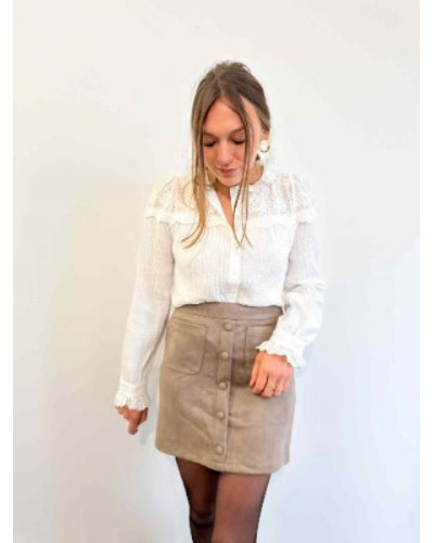 Blouse femme blanche en gaze de coton – Détails ajourés et légèreté naturelle