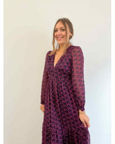 Robe longue fluide noire à imprimé rose fuchsia – Élégance et féminité vibrante