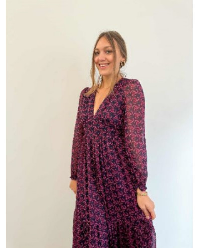 Robe longue fluide noire à imprimé rose fuchsia – Élégance et féminité vibrante