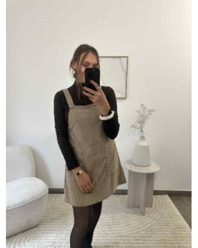 Robe salopette en velours beige – coupe droite, style casual chic pour femme